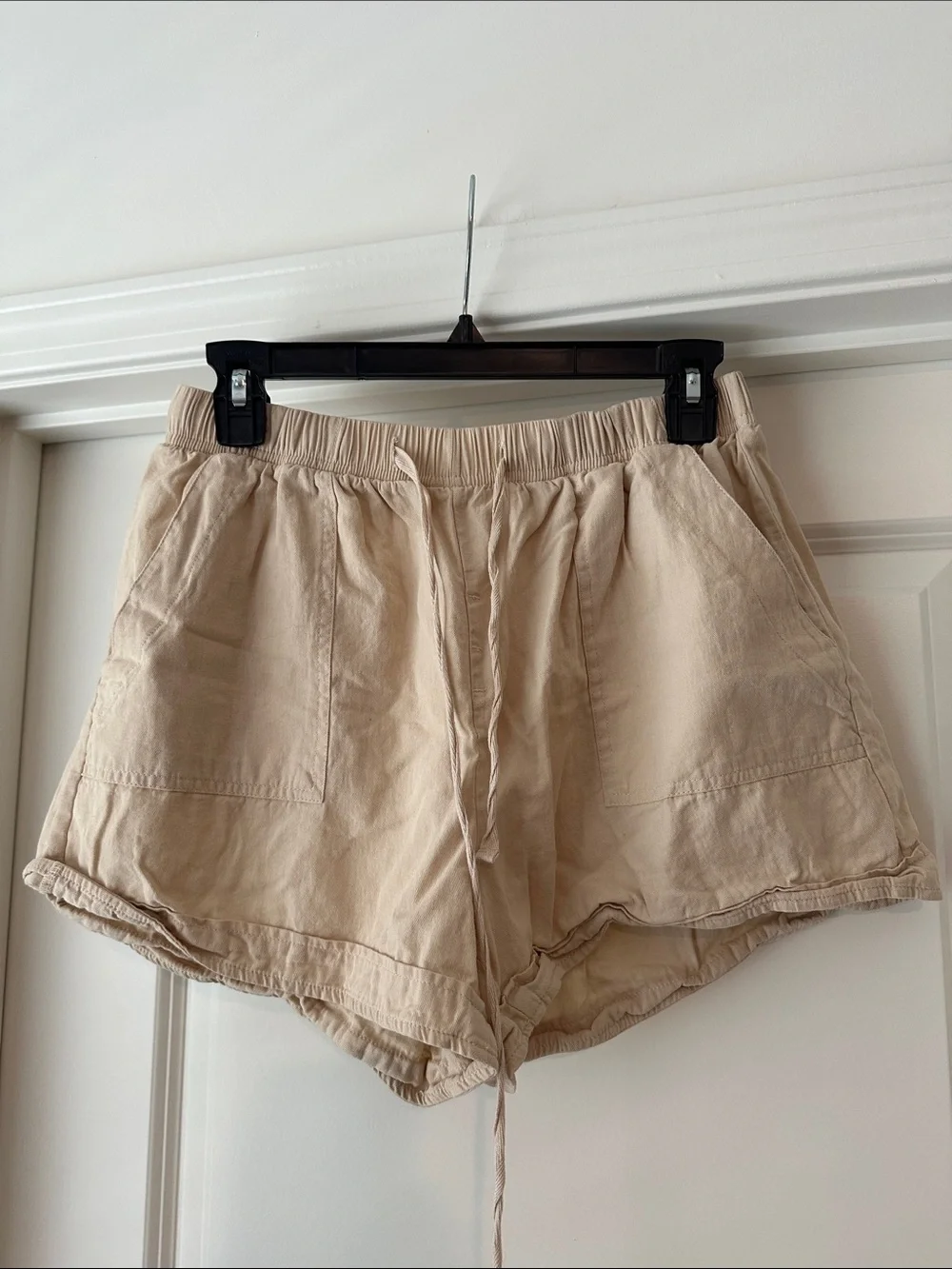 Beige Drawstring Women's Casual Shorts